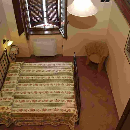 فندق مبيت وإفطار La Torretta Crocemaroggia